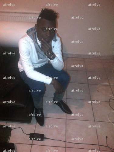 afrolve - Homme BDSM - Eleu-dit-Leauwette