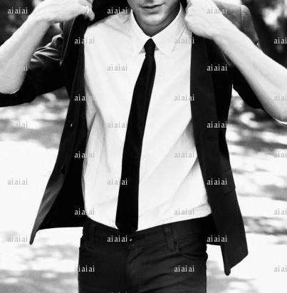 aiaiai - Homme coquin - Nantes