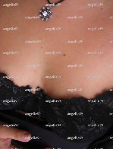 angelie59 - Femme échangiste - Arras