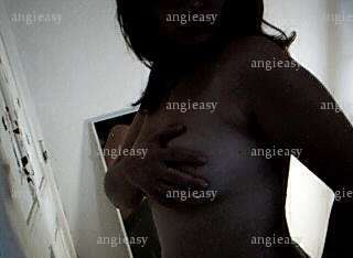 angieasy - Femme bi Libertine mélangiste - Grenoble