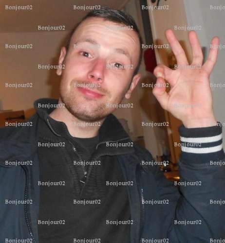 Bonjour02 - Homme coquin - Saint-Quentin