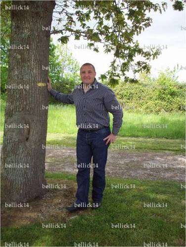 bellick14 - Homme bi échangiste - Caen