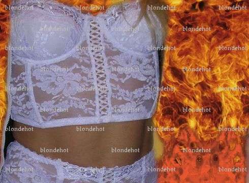 blondehot - Couple candaulisme - Bussy-Saint-Georges