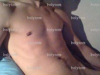 bolytom - Homme candaulisme - Corbreuse
