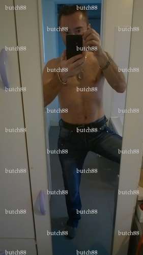 butch88 - Homme BDSM - Troyes