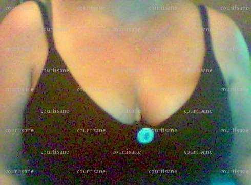 courtisane - Femme coquine - quelque part