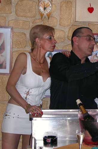cpl13240 - Couple échangiste - Septèmes-les-Vallons