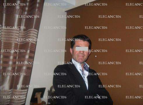 ELEGANCE06 - Homme échangiste - Nice