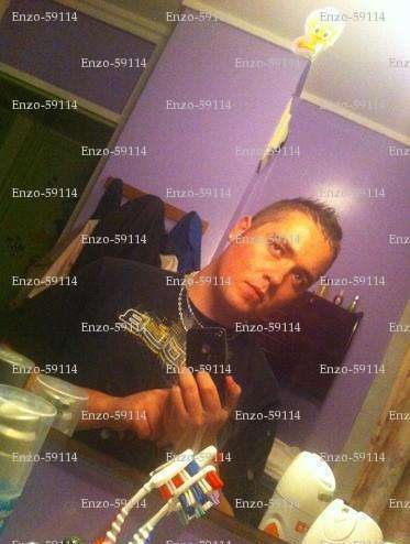 Enzo-59114 - Homme coquin - Lille