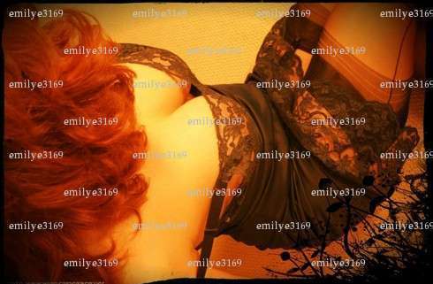 emilye3169 - Femme coquine - Toulouse