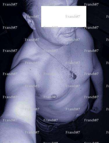 Franch87 - Homme candaulisme - Rouen