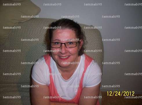 femmebi95 - Femme bi Libertine coquine - Herblay