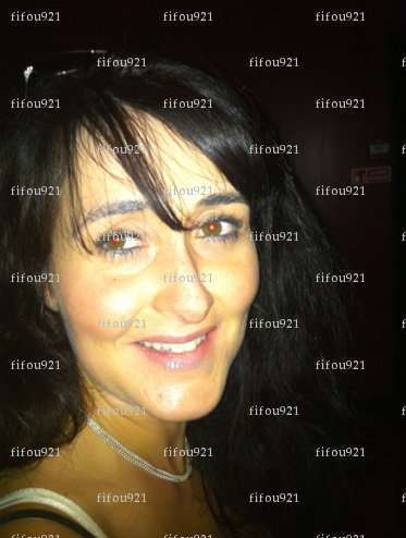 fifou921 - Femme bi Libertine candaulisme - Suresnes