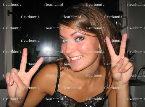 fleurhumid - Femme bi Libertine candaulisme - Paris
