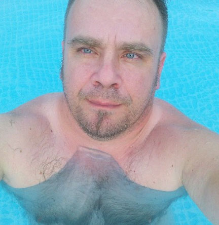 JULIEN49 - Homme bi échangiste - Angers