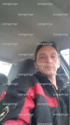 jeangeorge - Homme bi BDSM - Saint-Christ-Briost