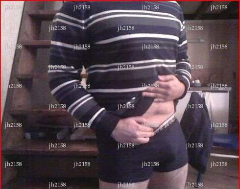 jh2158 - Homme bi coquin - Dijon