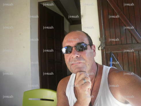josuah - Homme coquin - Essigny-le-Petit
