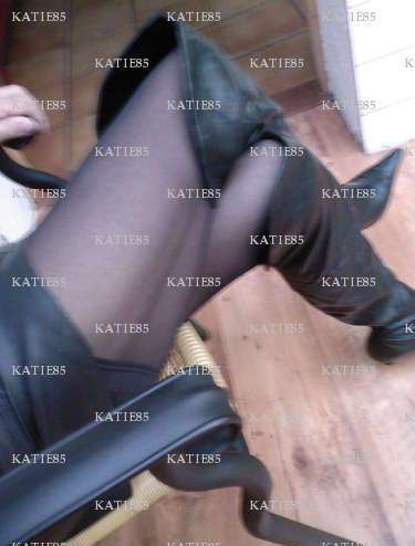 KATIE85 - Trans/trav BDSM - La Roche-sur-Yon