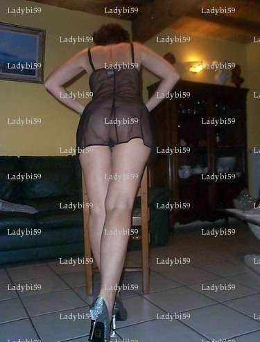 Ladybi59 - Femme bi Libertine BDSM - Paris