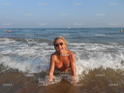 Lilie13 - Femme mélangiste - Valenciennes