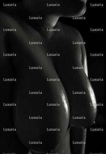 Luxuria - Femme bi Libertine BDSM - Metz