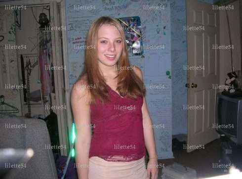 lilette54 - Femme bi Libertine échangiste - Thionville