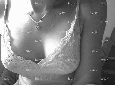 lou77 - Femme bi Libertine échangiste - Rouen