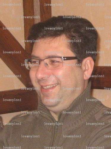 lovenylon1 - Homme coquin - Troyes