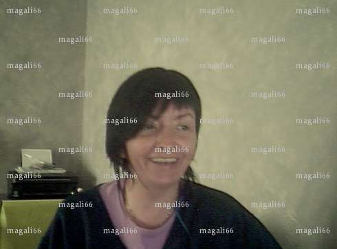 magali66 - Femme bi Libertine mélangiste - Quimper