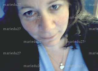mariedu27 - Femme Libertine mélangiste - Saint-Brieuc