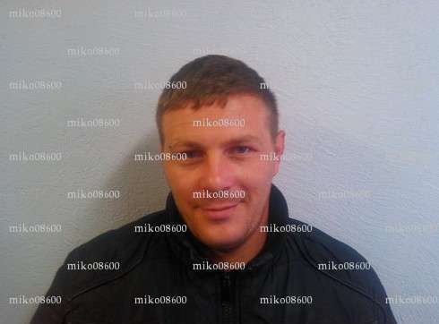 miko08600 - Homme mélangiste - Charnois