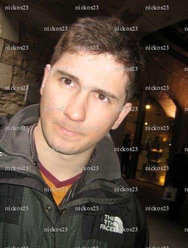 nickos23 - Homme coquin - Paris