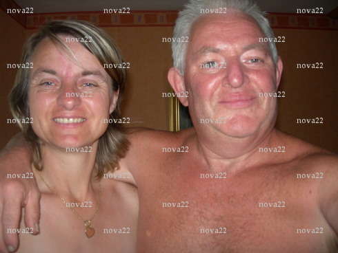 nova22 - Couple candaulisme - Chanoz-Châtenay