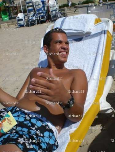 Richard11 - Homme candaulisme - Paris
