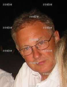 rostre - Homme bi mélangiste - Paris