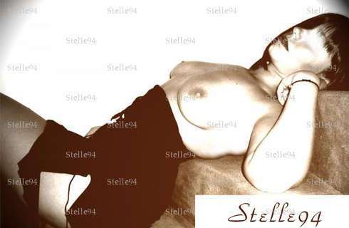 Stelle94 - Femme bi Libertine échangiste - Maisons-Alfort