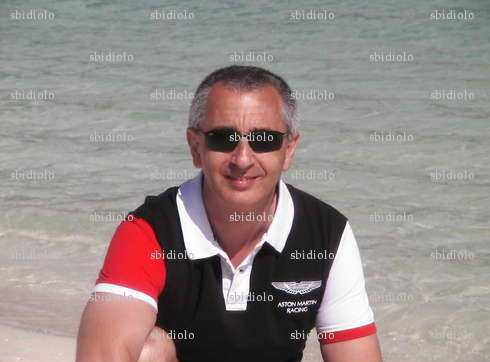 sbidiolo - Homme candaulisme - Issy-les-Moulineaux