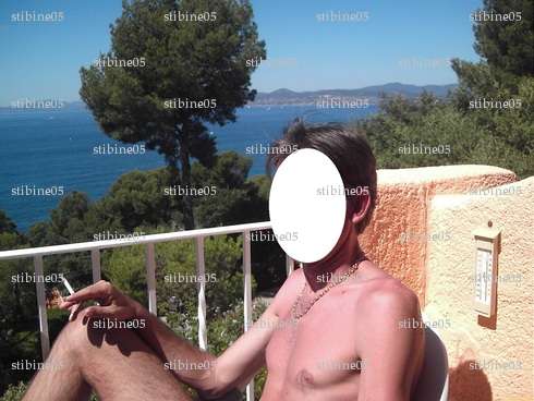 stibine05 - Homme coquin - Gap