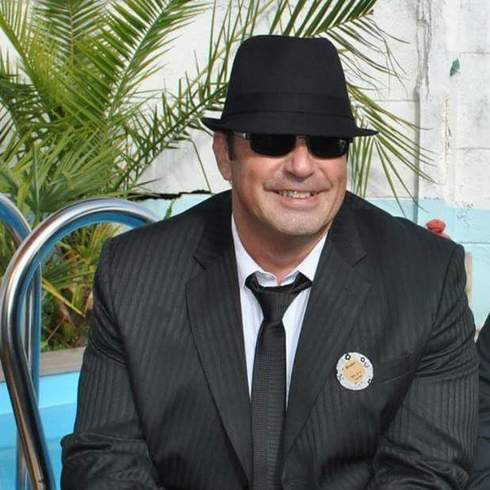 sven49 - Homme coquin - Tours