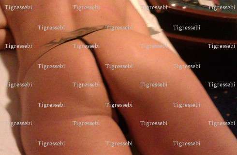 Tigressebi - Femme bi Libertine candaulisme - Avignon