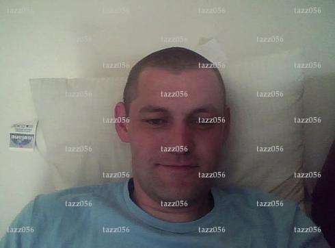 tazz056 - Homme coquin - Vannes