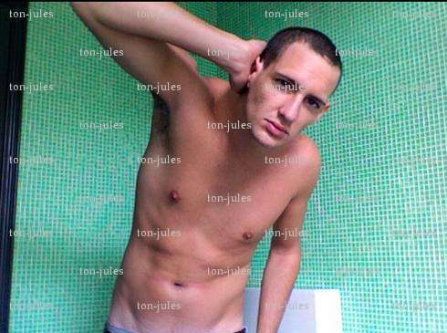 ton-jules - Homme bi BDSM - Paris