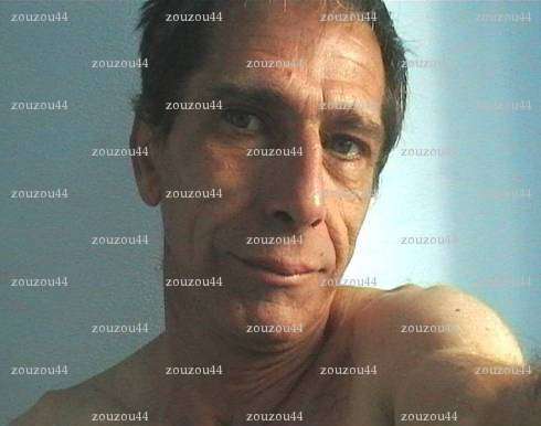 zouzou44 - Homme BDSM - Saint-Nazaire